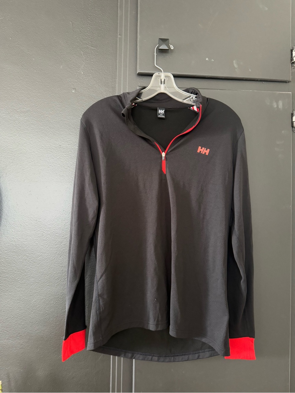 Helly Hansen quarter zip